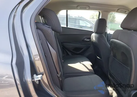 2020 Chevrolet Trax Awd Ls z USA, uszkodzony, nr VIN 3GNCJNSB8LL185953